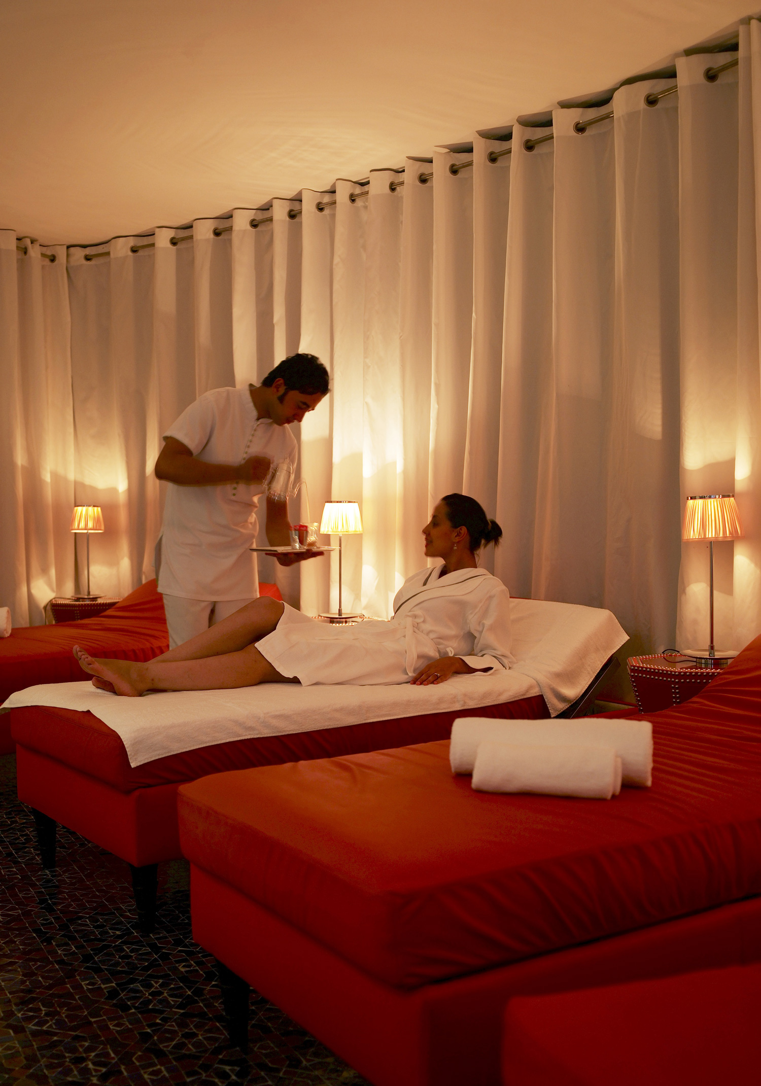 THERAPEUTE-homme-SPA-La-Mamounia